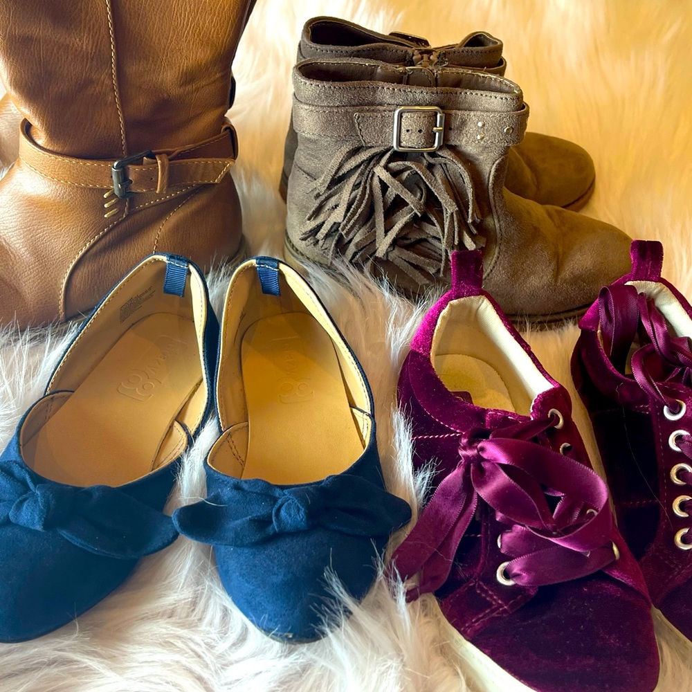 Four pairs of little girls size 11 shoes